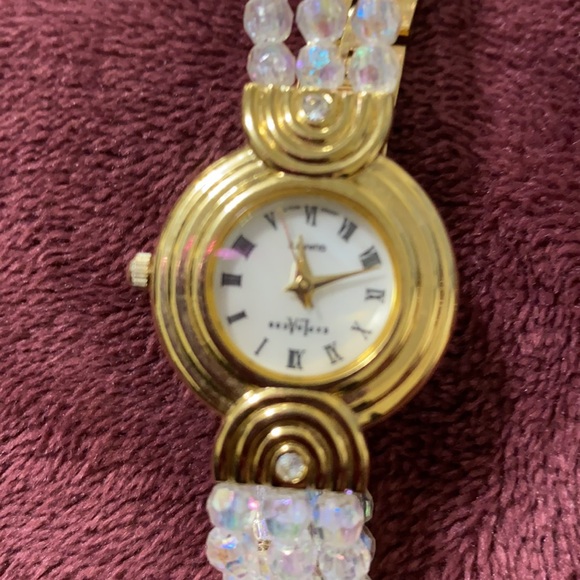 LA Express Watch - Picture 4 of 16